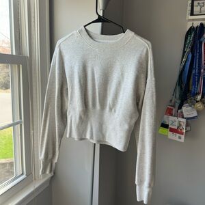 Abercrombie & Fitch Light Gray Cropped Crewneck Sweatshirt